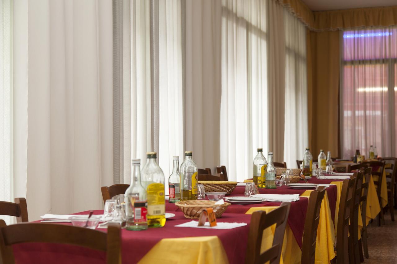 Hotel Taormina Τζεσόλο Λίντο Εξωτερικό φωτογραφία